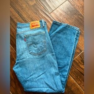 Men’s Levi’s 514 (straight fit) 35x30 blue denim Jeans.  Great used condition